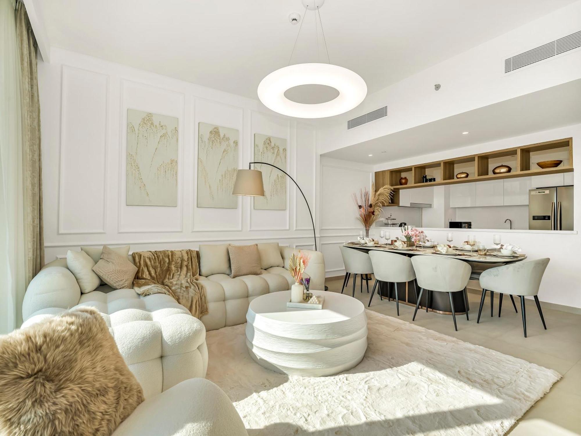 Apartment Chic 4 Bedroom I Burj Khalifa & Fountain Views I Direct Access To Mall I Free Gym, Pool, Parking Wi-fi And Ps5 I By Skyline Serenity